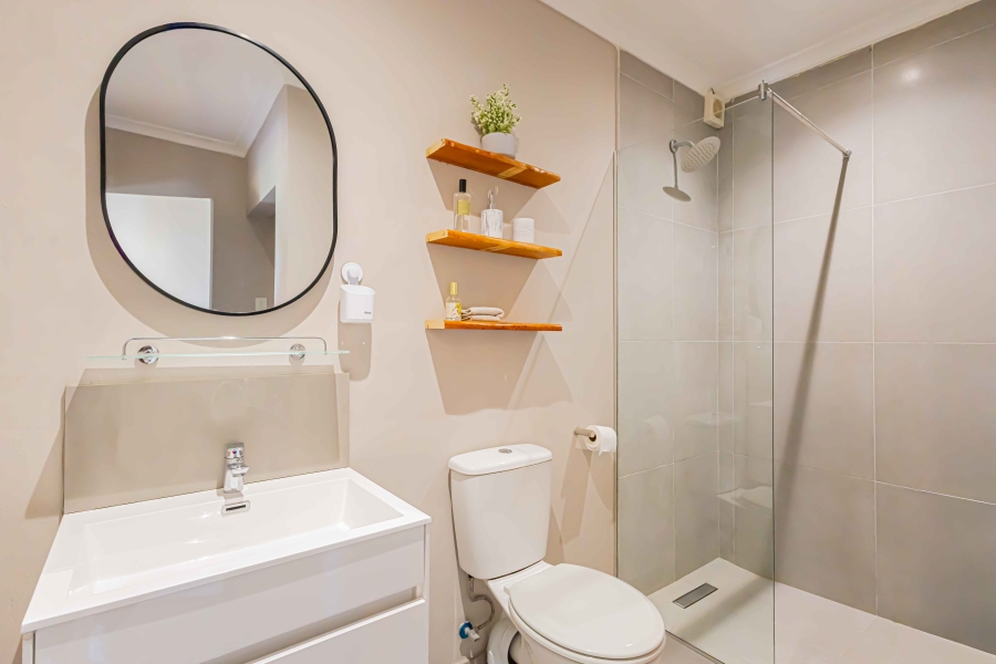 To Let 3 Bedroom Property for Rent in Oranjezicht Western Cape